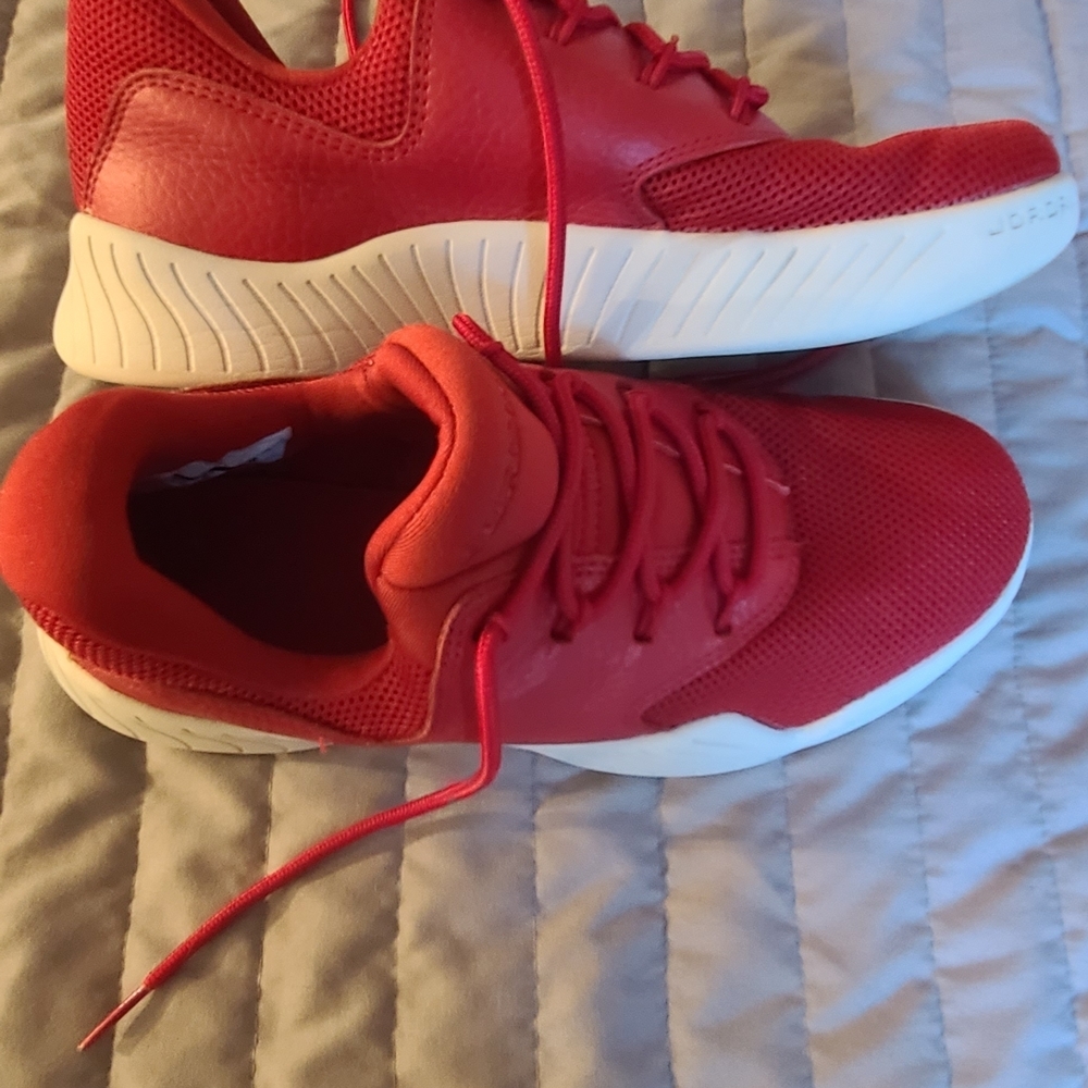 Jordan Vibrant Red Athletic Shoes - Picture 3 of 6